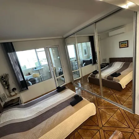 Zornitsa With Sea View And Free Parking Apartman Burgasz